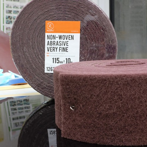 Шлифовальный войлок красный Very Fine RoxelPro, рулон 115 мм х 10 м 