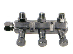 Разветвитель на 3 аэрографа Anest Iwata